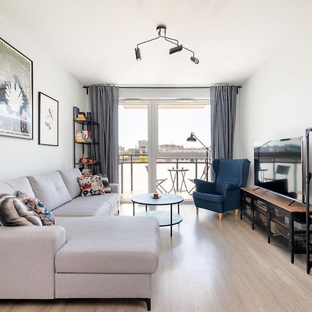 Owsiana 9 - Modern Designed Apartment With Balcony By Noclegi Renters Varsóvia Exterior foto
