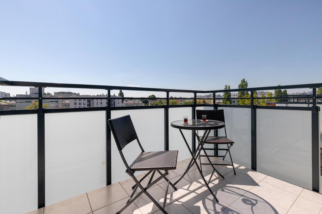 Owsiana 9 - Modern Designed Apartment With Balcony By Noclegi Renters Varsóvia Exterior foto